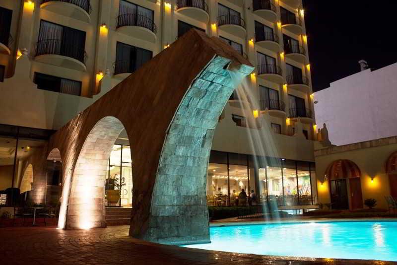 Hotel Lucerna Сиудад Хуарес Екстериор снимка